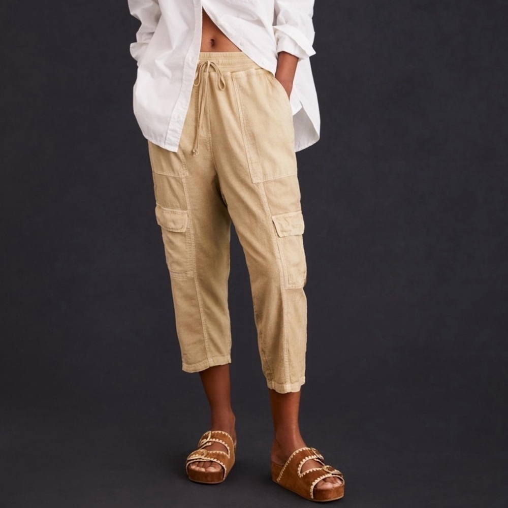 Anthro Daily Practice Relaxed Cargo Crop Pants Size Small